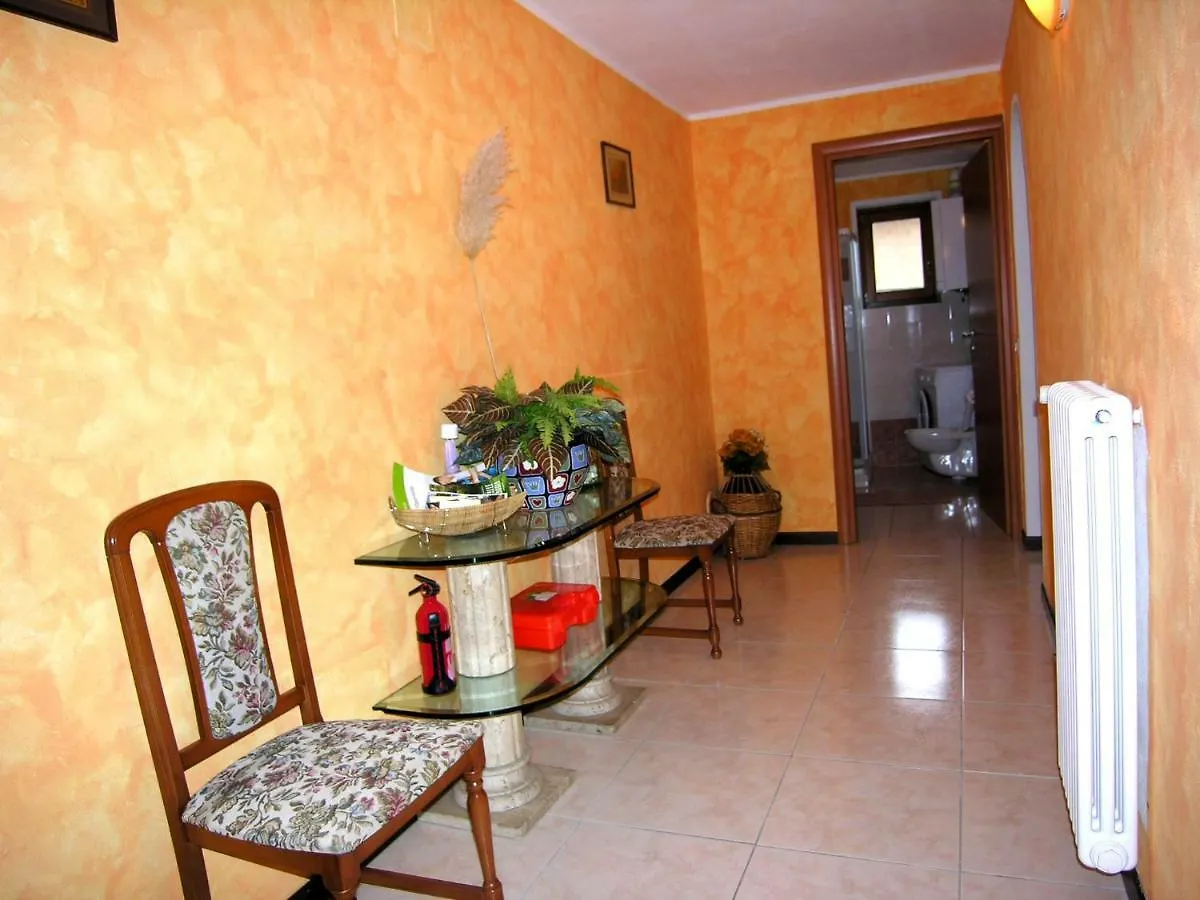 Casa Mary Villa San Siro  0*, San Siro (Lombardy)